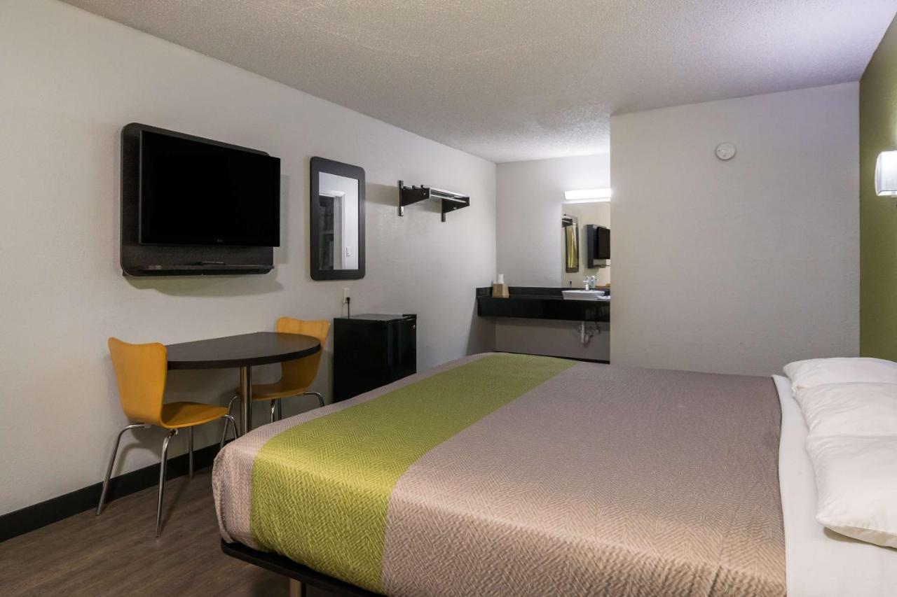 Motel 6 Irving - Loop 12 ภายนอก รูปภาพ